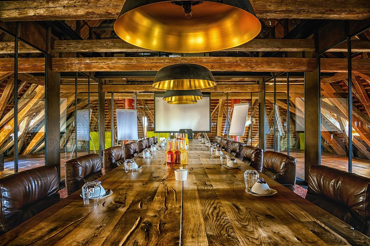 Poslovni sastanci sa stranim partnerima: kako ostaviti profesionalan utisak?